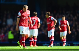 Arsenal gục ngã ngay tại Emirates